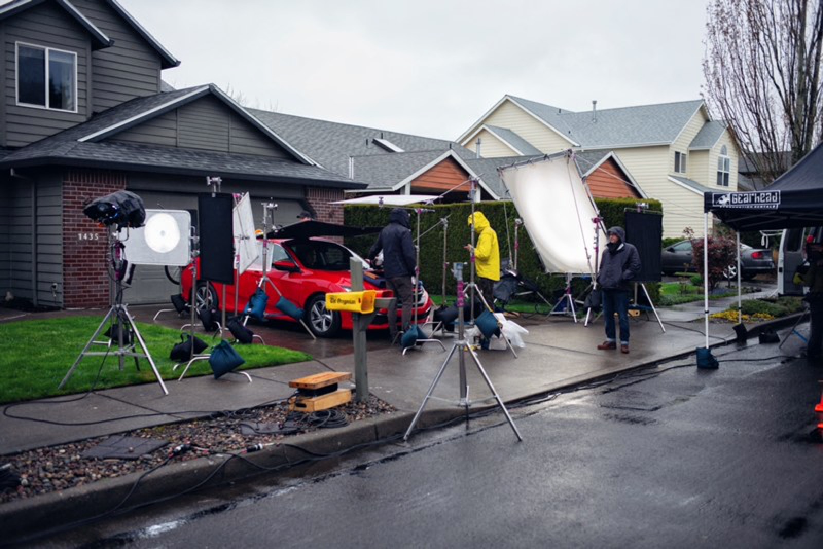 Civic: the driveway lighting setup from the street